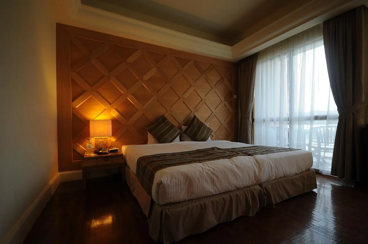 Ombak Villa Langkawi Pantai Cenang